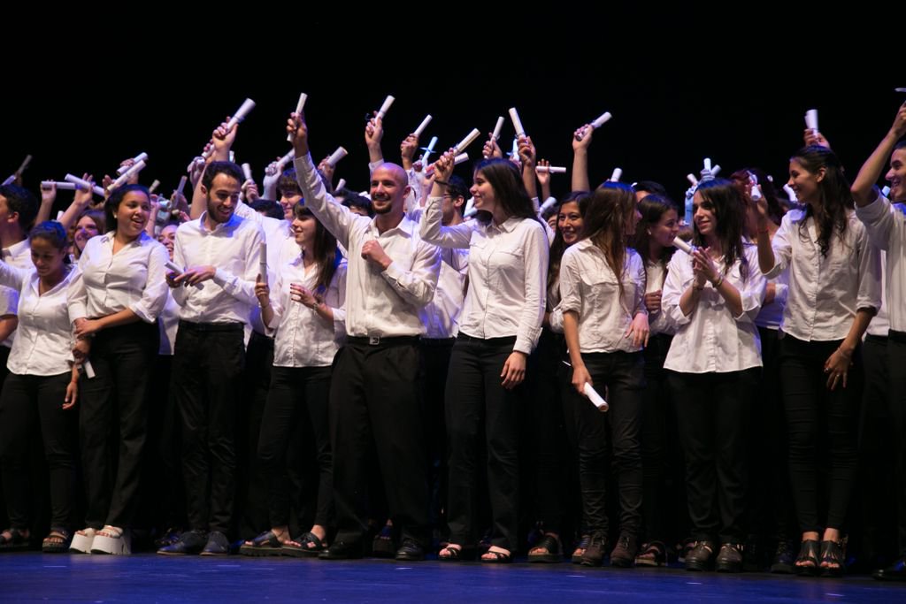 <a href="/Forge_Uy/">Fondation Forge</a> brinda #educacion de calidad e inserta laboralmente a jóvenes de contextos #vulnerables en nuestro país desde hace 11 años.  Este 14/06 es su Cena de Reconocimientos. 👉🏻 En la gacetillla todos los detalles buff.ly/2rsnbGS #inclusionsocial #capacitacion