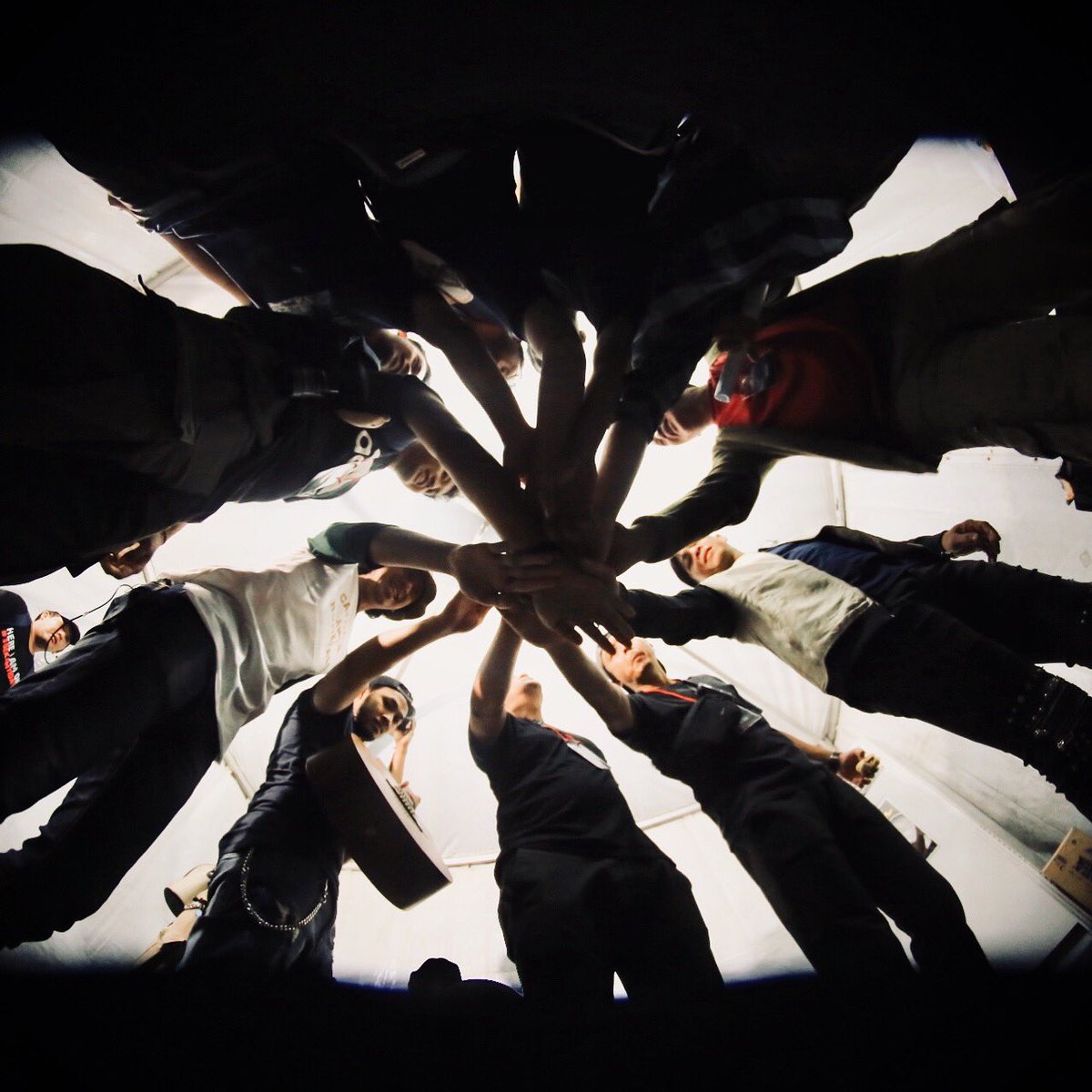 Segenap Keluarga Besar Noah, mengucapkan selamat menunaikan Ibadah Puasa bagi seluruh Sahabat Noah menjalankan. Semoga Puasa tahun ini membawa berkah bagi kita semua tanpa terkecuali, amin amin amin 🙏🏼 #Ramadhan 
-
Photo by: <a href="/HafizhWeda/">weda</a>