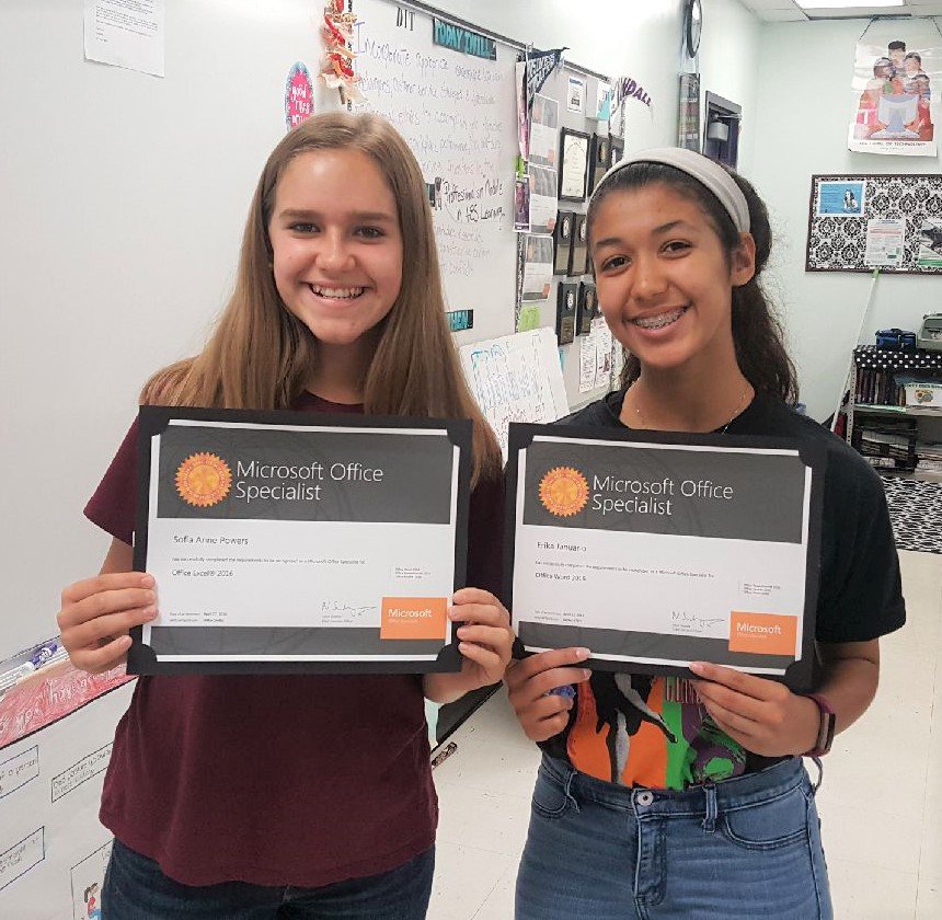 RMSMsDelgado's tweet photo. Lovely Ladies who #Excel! MOS 2016 Excel Certification, that is! ππ½π₯οΈ Way to go! @MawhinneyClaire @HCPSRandallMS @HCPSCTAE @hcpsMS @Certiport #IndustryCertification #MicrosoftOfficeSpecialist #BundledUp @msexcel @Office #RandallMS https://t.co/g77O5cH7AI