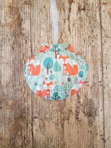 Nettiesshells's tweet photo. New foxy shell now on my shop
#fox #scallopshell #nettiesshells https://t.co/POhrPhELPH
