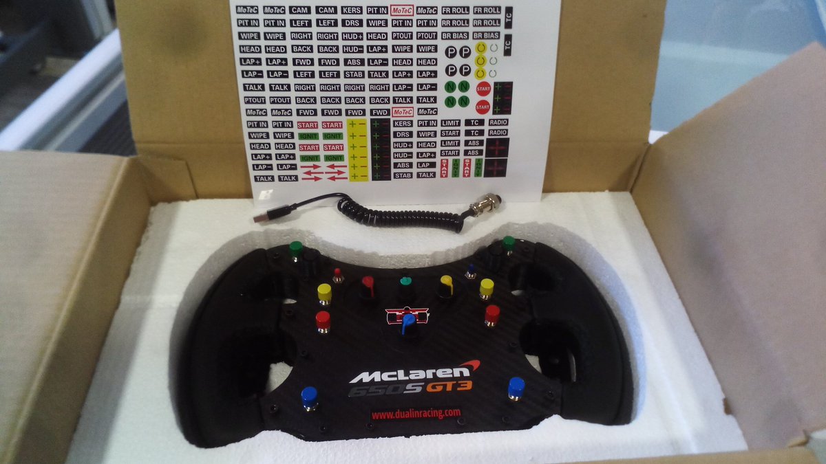 DualinRacing's tweet photo. Esta preciosidad acaba de salir hacia su nuevo hogar!! https://t.co/dObw5fp8k7