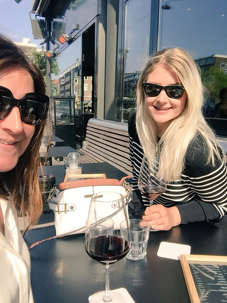 EricavdVelden's tweet photo. Every day is Mother’s day. #summerinthecity #Rotterdam #CafePol https://t.co/D3uiwd48Gq