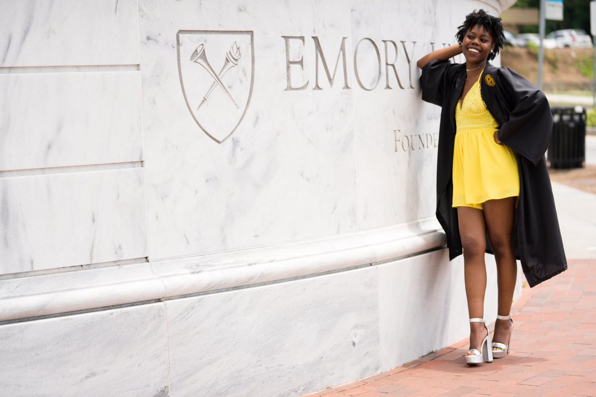 saychphotos's tweet photo. Congratulations to one of my #students who #graduated from @EmoryUniversity. Kudos #Ashaki and best wishes in the future.
===
#gradszn #seniorszn #emorygrad #emoryalum #2018 #atlanta https://t.co/MtAqsu7luo