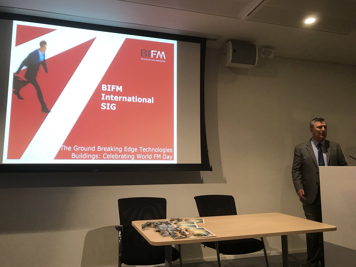SimonJacobs2's tweet photo. #WorldFM Day - at BIFM event learning about The Edge in Microsoft’sboffices in Paddington https://t.co/rjrdF1duh9