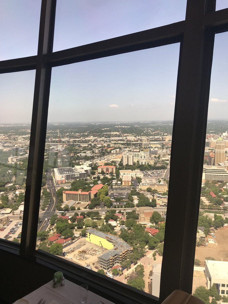 BrianMurray5's tweet photo. Never been up here in the 10 times Iโve been to #SanAntonio. #TEMC2018 https://t.co/EggJK7hYBb