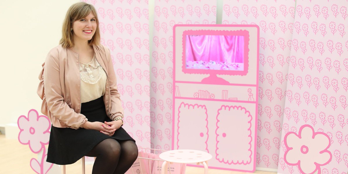 kemperartmuseum's tweet photo. Read about the artistic practice of #MFA18 grad Taylor Yocom here, and then learn more about her and the work of this year's @SamFoxSchool MFA graduates at tonight's 5p gallery talk: https://t.co/sv0QEnSiu2 https://t.co/Q6lKjE1cg1 https://t.co/q79r0scEOJ