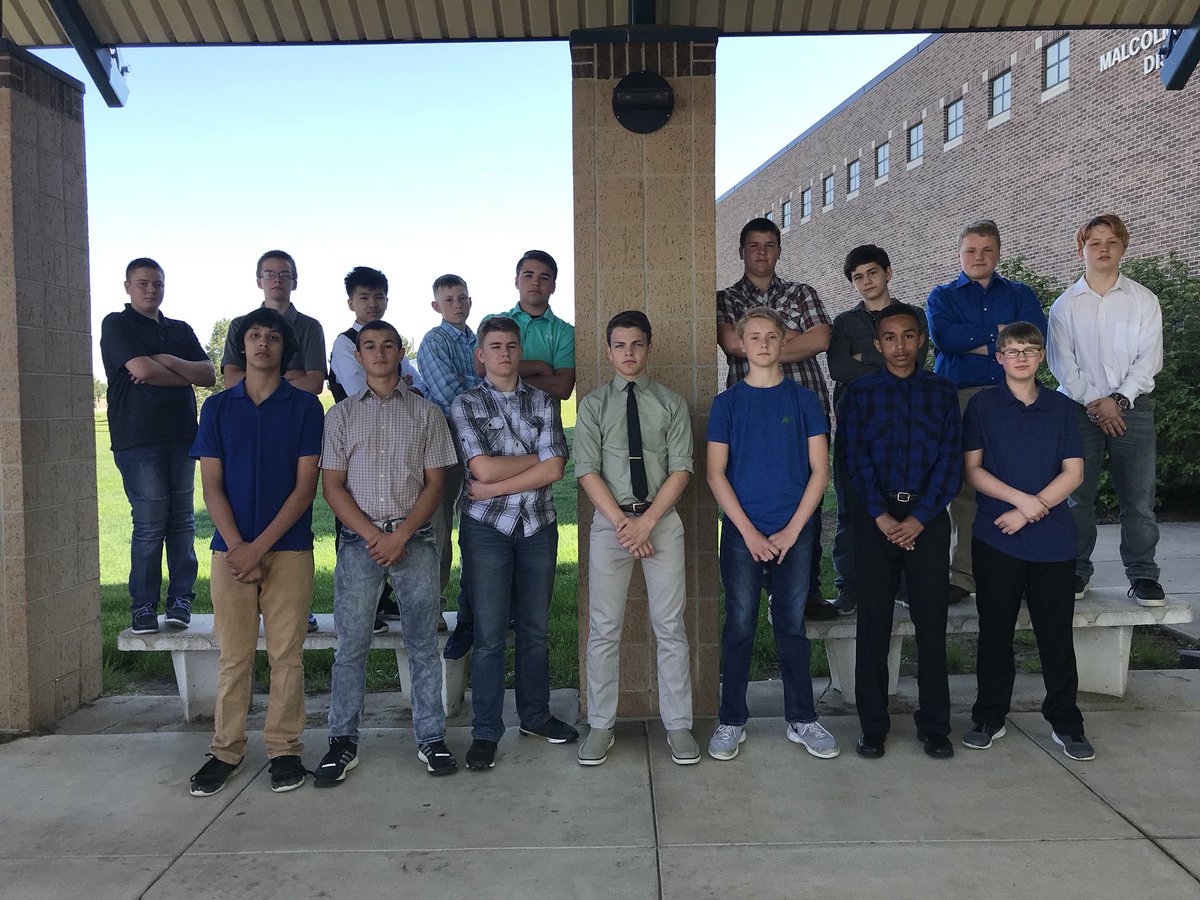 redbootsbaby's tweet photo. Last day of JH for these 8th graders. It has been my privilege to teach them for the past 3 years. I will get to coach many of them for the next 4 years. #whyiteach #MPSteach https://t.co/pN0mwOgdxy