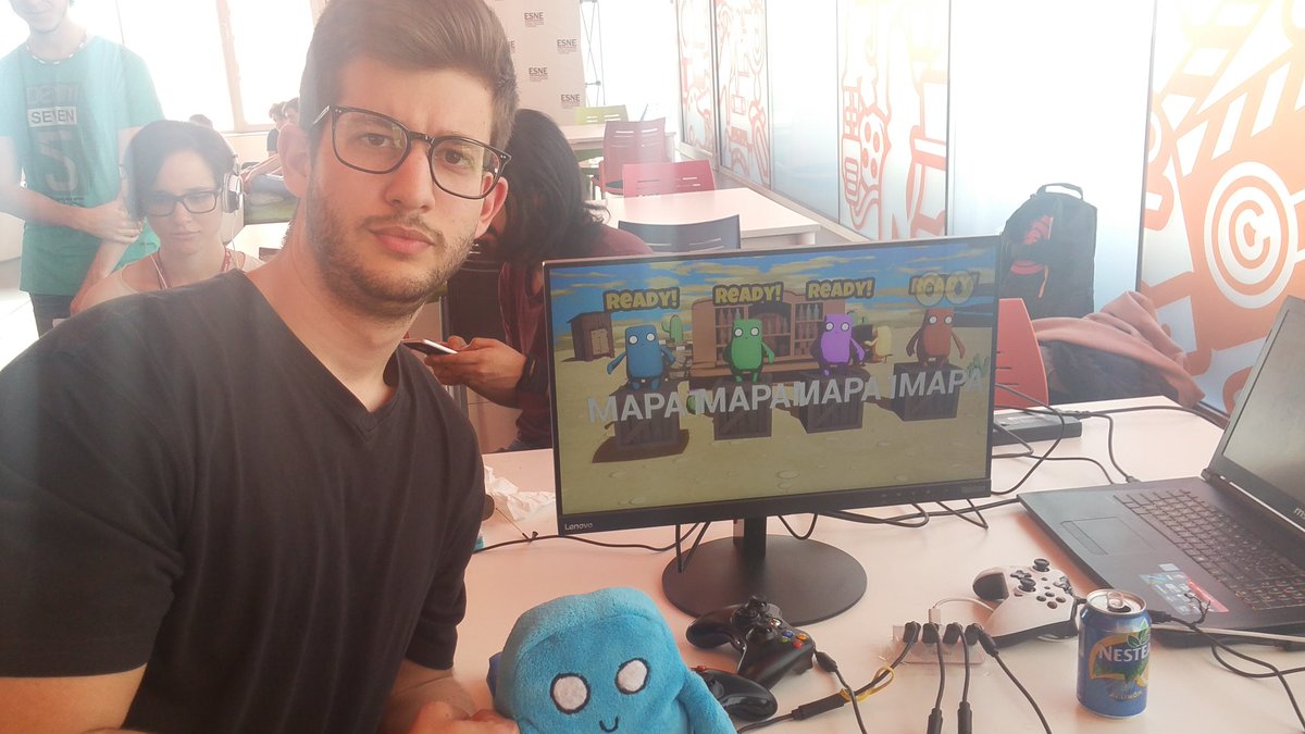 UnsiegeDev's tweet photo. The Pillow Party is over! Big thank to everyone who came to @esne_es to play with us! 
It was great to enjoy the game together. ^^ https://t.co/ujeHNeoMbE