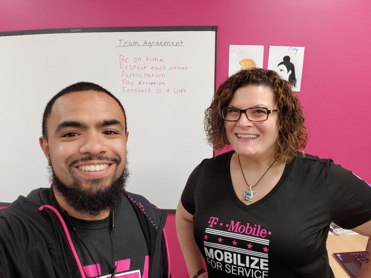just_luis15's tweet photo. Had a great visit yesterday with #TMP18 participant @LaurenWray122 !! Rocking it out with her facilitation!! https://t.co/N85L7yf79s