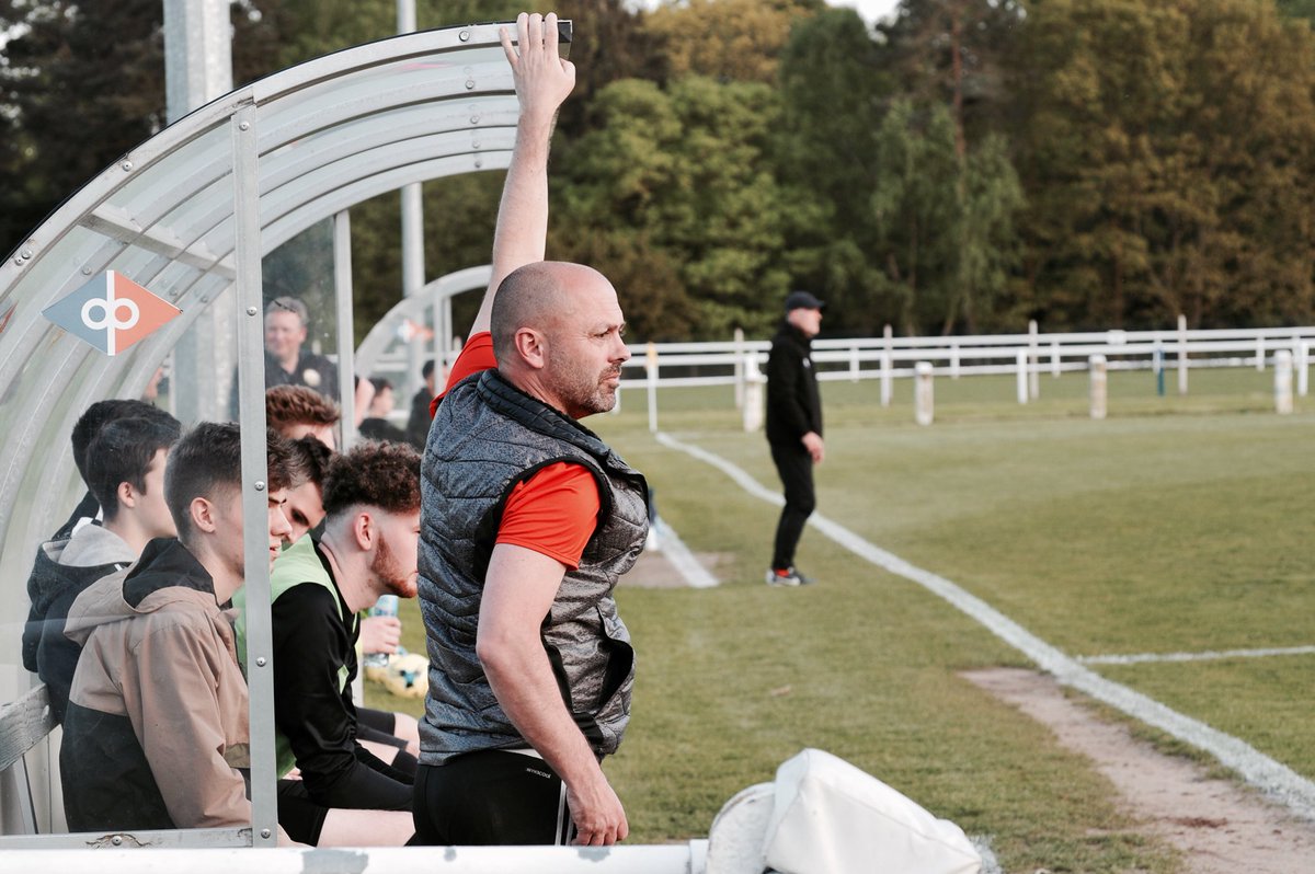 Used to be Hurst FC U18 tweet media