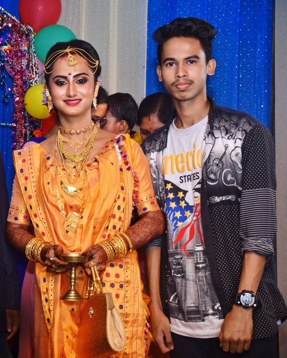 b_kakati's tweet photo. Some #clicks from @sisterswedding 💓

.
.#asamese #wedding #Assam #biyaspecial #weddingvibes #beautifull #darrang #nikonphotography https://t.co/52xdPGrgVR