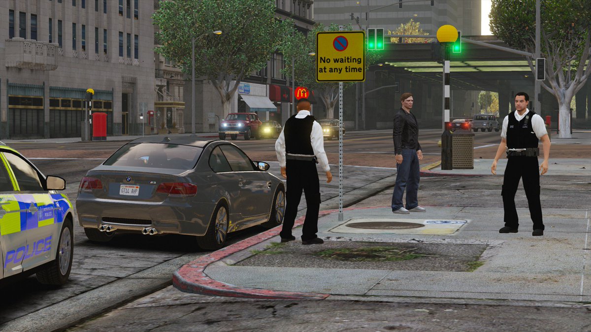 __Sneddon's tweet photo. This afternoon it wasent just @WRPC_RTPC that was doing training. Myself and PC P.Smith completed a student constables initial training for him to get started in his WRPC career! #WRPC https://t.co/sJVWF3Y47E
