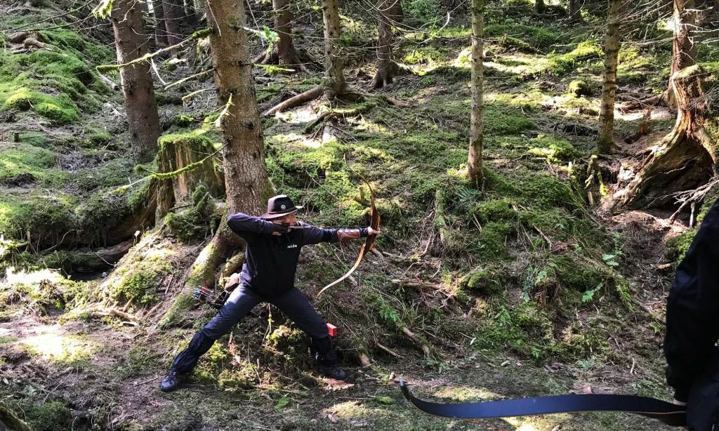 Meine Eindrücke zum 10. Bearpaw Kill Turnier in Eisenbach instinctive-archery.de/2018/05/16/mei…