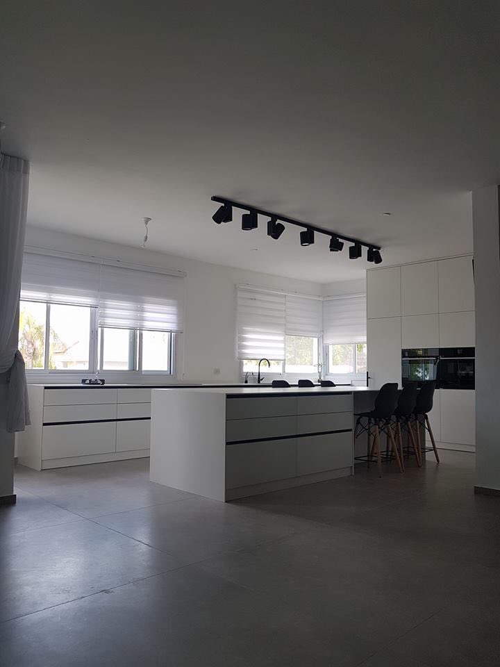 PITTcookingIL's tweet photo. White love #whitekitchen #love #kitchedesign https://t.co/fFCWtNQzla