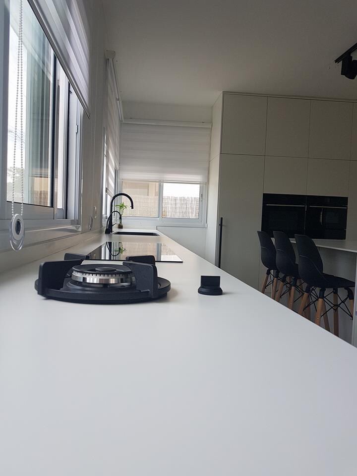 PITTcookingIL's tweet photo. White love #whitekitchen #love #kitchedesign https://t.co/fFCWtNQzla