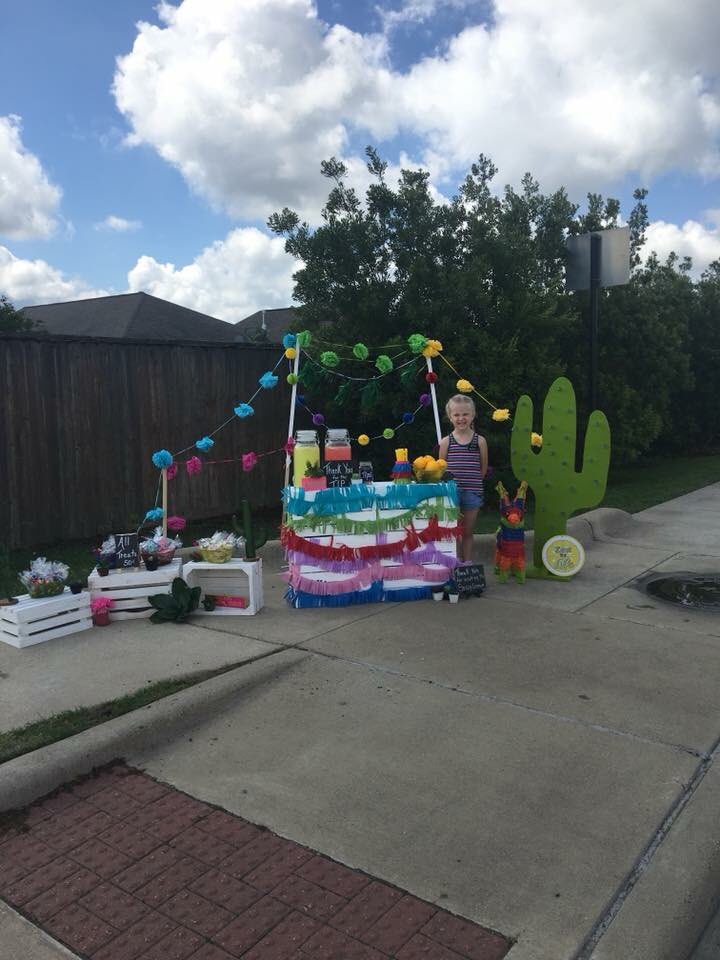 Horns63's tweet photo. So proud of my grand daughter Ava. Sure, she is only 5 years old, but already has such the innovative and #entrepreneurial mind with her lemon aid stand. And properly named of course. #SassyLemon. @cordsamuels https://t.co/9OHtXZx9MV
