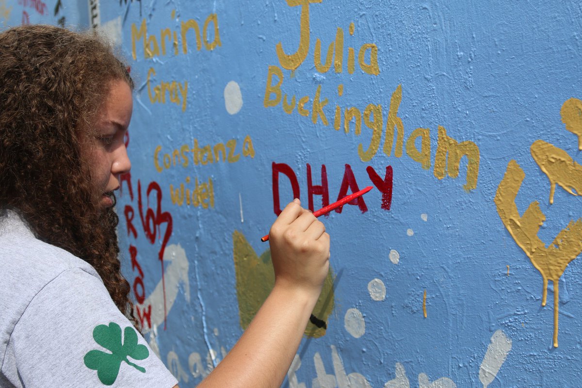 raysup's tweet photo. Here are some more photos from the  @GoCathedral Seniors painting the wall today: https://t.co/SqBtlolmDU https://t.co/OJOROQBvpu