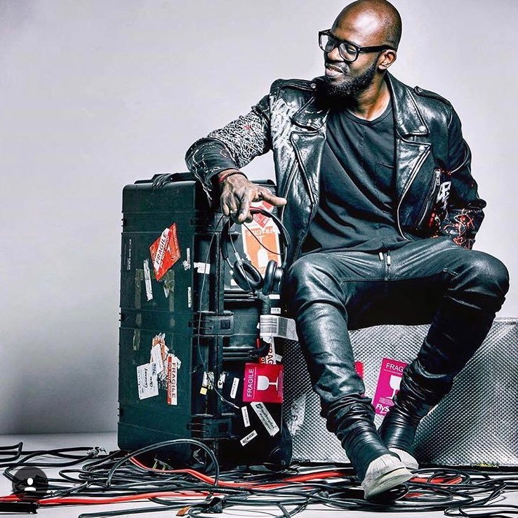 avarrage_joe's tweet photo. @RealBlackCoffee Ladies and  Gentlemen I present to you Black Coffee!...🙏🙏🙏in behalf of Africa in Music Industry. https://t.co/bde3zOR5Ib