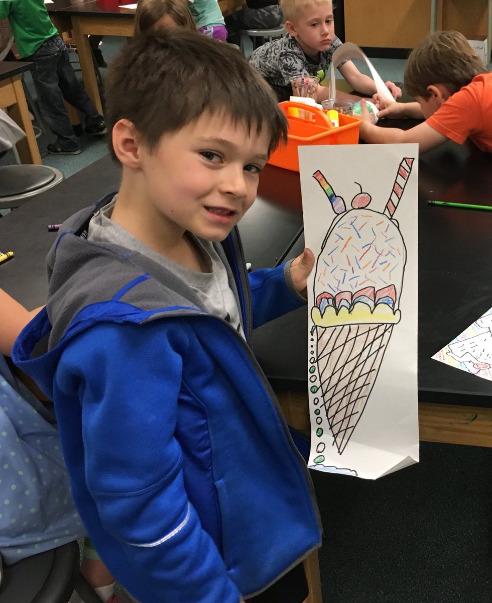KanekoAmy's tweet photo. Kindergarten classes learned how to draw, trace, and decorate ice cream cones 🍦 Yum!!! @ForestPrincipal #rcsdpirates https://t.co/YwrmMP34fm
