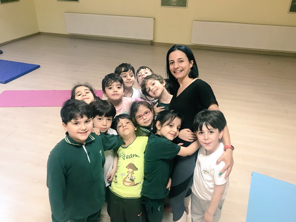niltumpcu's tweet photo. @DogaBahcesehir1 #SevimliSincaplar Sınıfı Yoga Dersini Çok Sevdi 🧘🏻‍♂️🧘🏻‍♀️@LaleMuti @DogaOkullari @Dilek30412222 @AliRizaLule @SanemBH @salhakbay https://t.co/UwPY5iAe2c