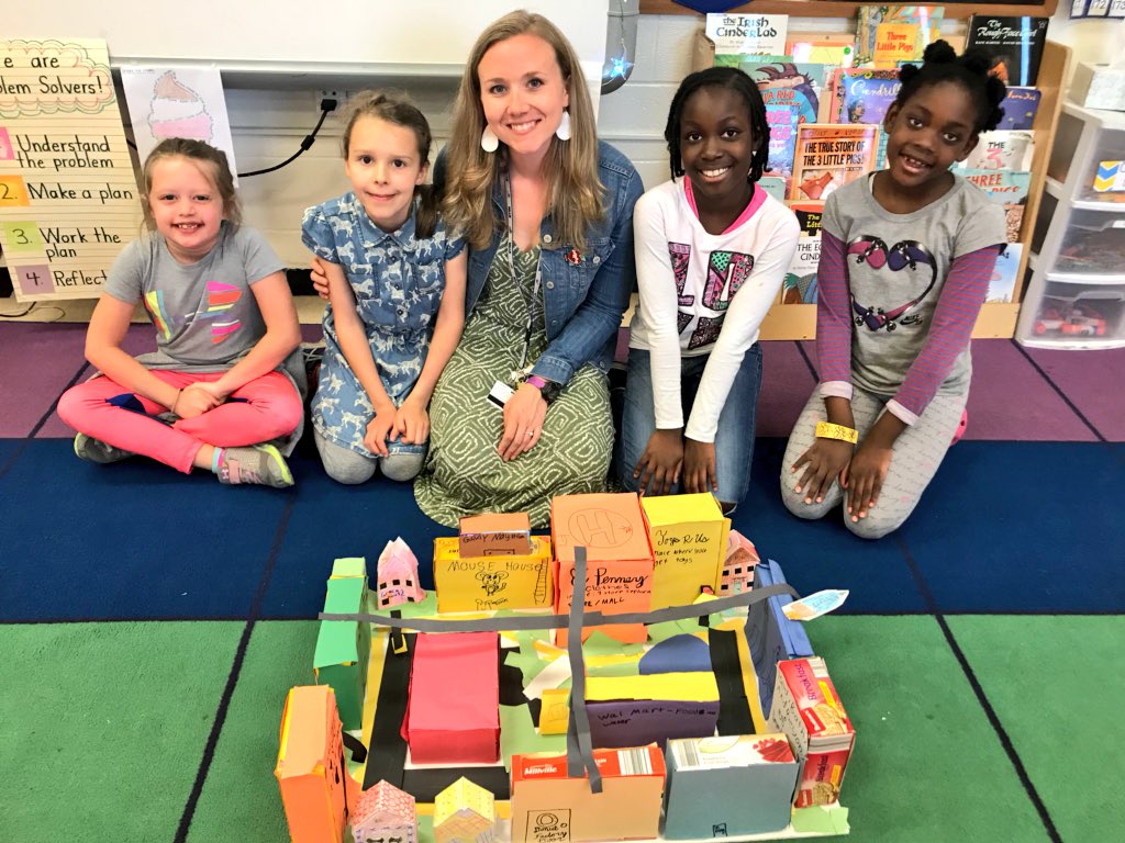They look great! RT @msgyses: Finished communities!! Ss worked so hard on these! #proudteacher <a href="/FCPSSTEM/">Kim Day</a> 🏩🏘🛣🏪🏠