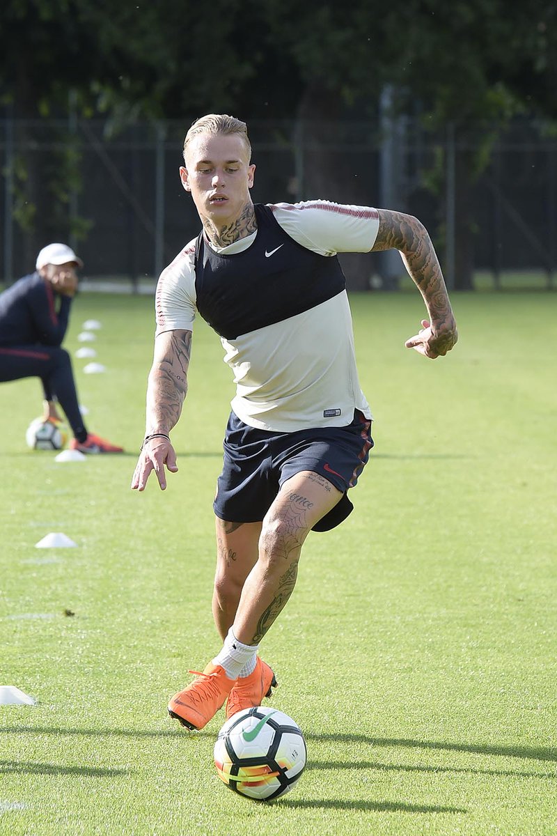 AS Roma Dutch tweet media