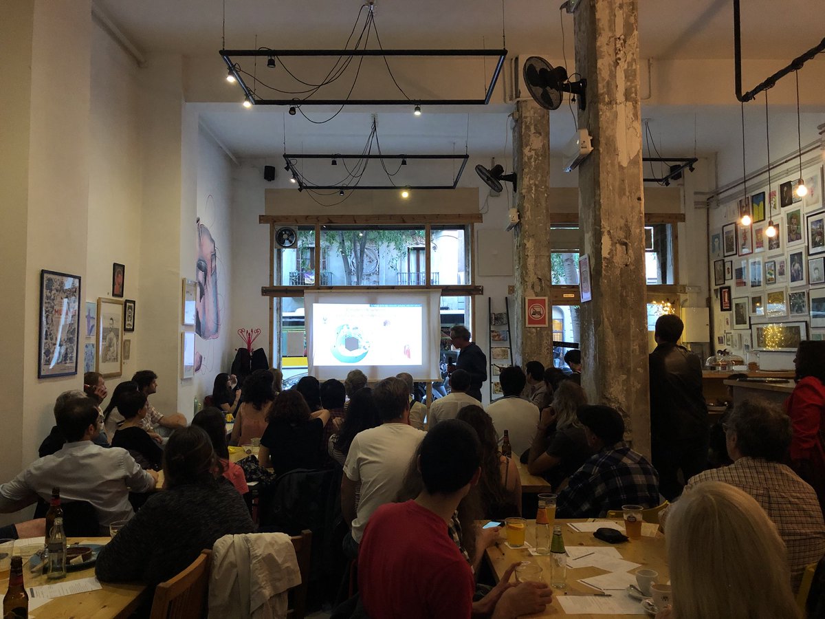 Carmen Llorens (@carmenllorens12) on Twitter photo ¿Sabíais cuál es el secreto de la herencia genética? La soble hélice de DNA! #Pint18ES #pint18BCN <a href="/pintofscienceES/">Pint of Science ES</a> #bacanalcafe <a href="/BacanalCafe/">BacanalCafe</a> ¿Sabíais cuál es el secreto de la herencia genética? La soble hélice de DNA! #Pint18ES #pint18BCN <a href="/pintofscienceES/">Pint of Science ES</a> #bacanalcafe <a href="/BacanalCafe/">BacanalCafe</a>