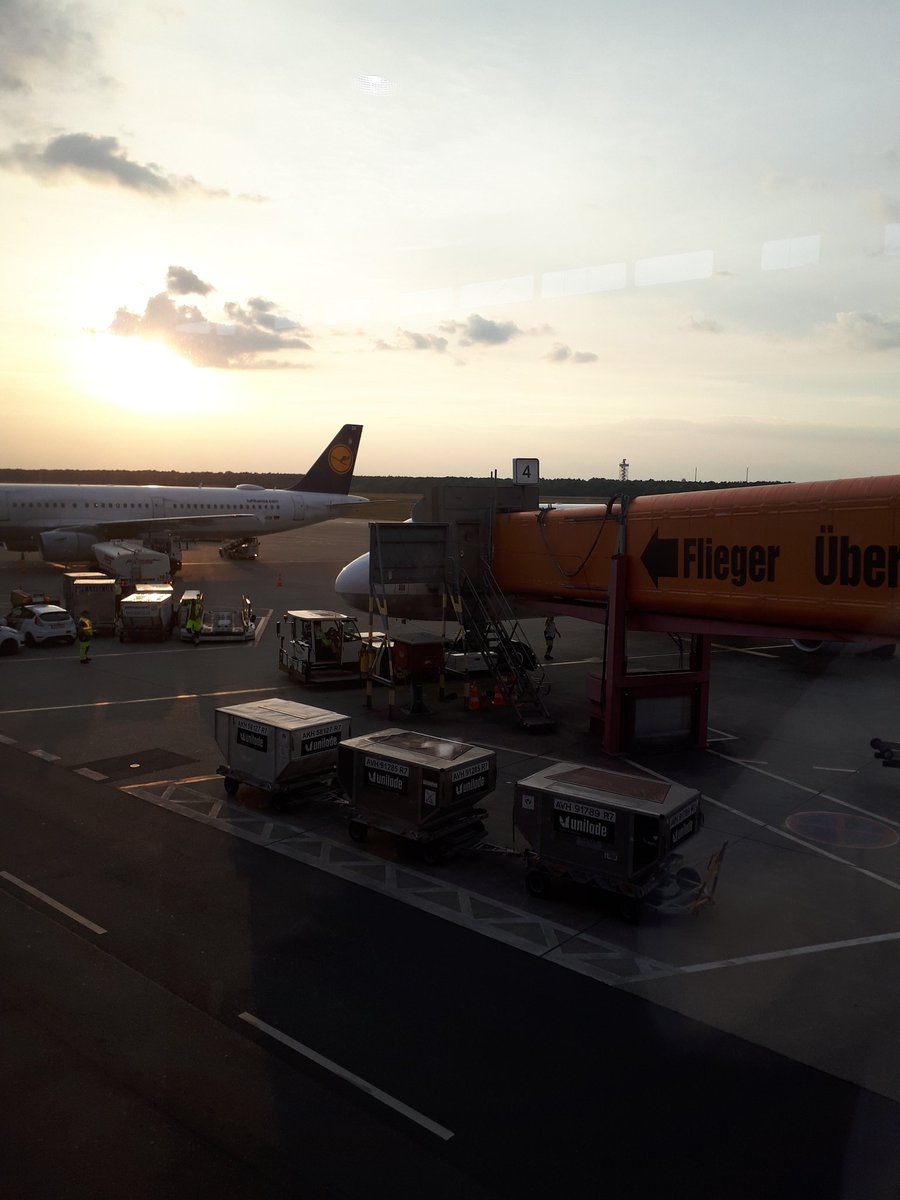 GioviTommasini's tweet photo. Waiting for flying to Trieste.
Thanks to the #kamailio community, crazy guys.
3 amazing days at @KamailioWorld in Berlin
#kamailio #evosip https://t.co/CXCRC2ynfP
