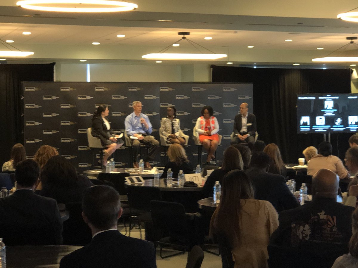 KuriakoseAbin's tweet photo. “Building communities via Inclusive Entrepreneurship” convo led by @ChicagoNEXT’s @AlyaAWoods with @EmCollective’s @arneduncan, @WorldBizChicago’s Bernita JG, @UChicago’s Nadia Quarles & @Blackstone’s Vik Sawhney at #Chicago #IESummit. #chicago77 https://t.co/1EL0JQx8N7