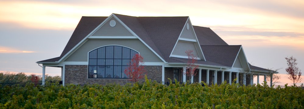 SWBentonHarbor's tweet photo. Thanks to a new follower @12corners Benton Harbor's  only estate winery with many different sweet, dry, and semi-dry wine and  cider selections. Grand Haven and South Haven locations too 
WEB: https://t.co/3vOvfbBLaZ https://t.co/rHqgKiOiTO