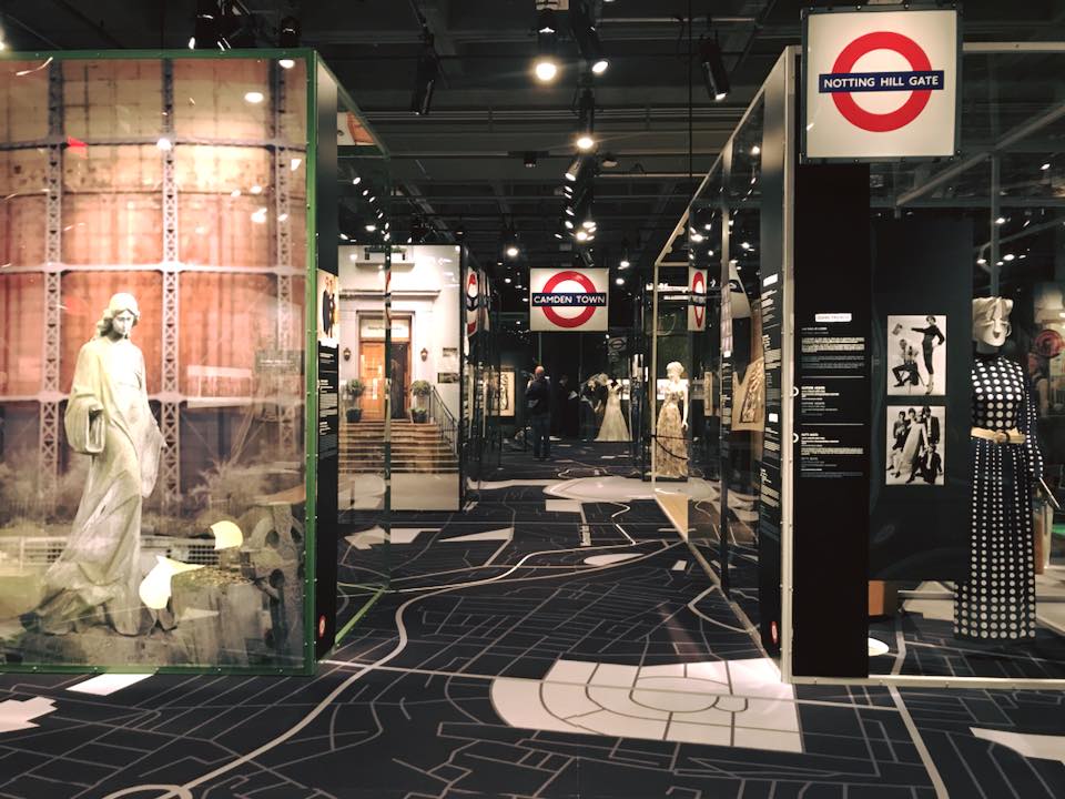 Magazine1608's tweet photo. L'exposition Ici Londres s'ouvre officiellement demain au @mcqorg . Inauguration ouverte au public ce soir dès 18h30. À voir! https://t.co/yhFfyLqW3z