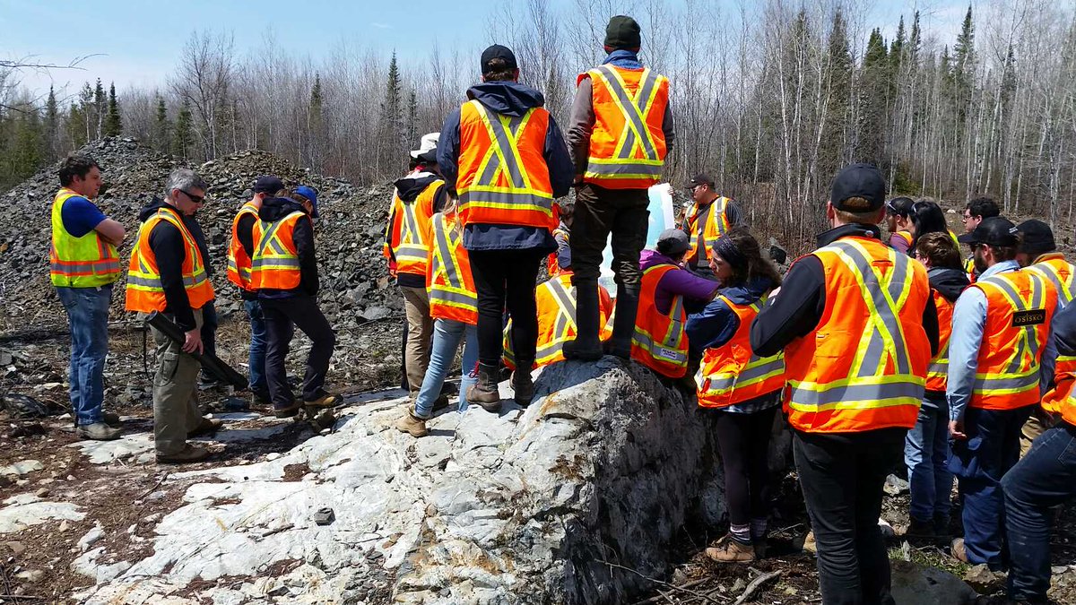 ElectraBMC's tweet photo. Great to have the @PDAC_Students group with us at Ophir with @FirstCobalt VP Dr. Frank today! #Cobalt #SIMEW2018 $FCC $FTSSF $USCO https://t.co/jRjyxzoefW