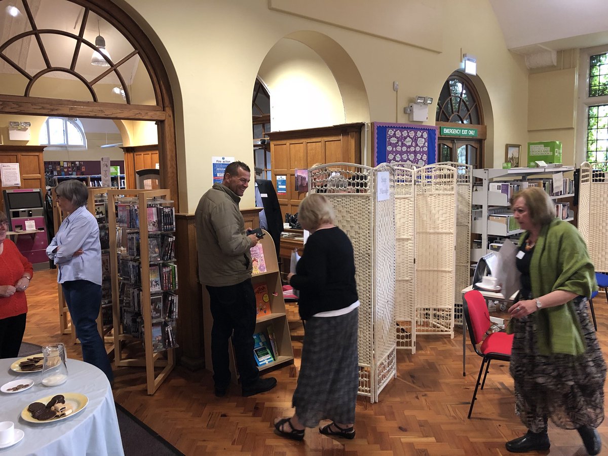chris_davison1's tweet image. .. guests arrive for the sold out ‘Murder Mystery’ evening at #KetteringLibrary .. much more than books, Libraries are an important community hub we need to protect for this generation and the next 📚🙌😃 @samrread @crobertsjourno @ThisisKettering #FOKL
