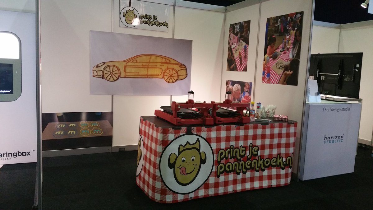 PancakePrinting's tweet photo. Pannenkoeken printen een unieke gimmick is nu live te zien in de Ahoy Rotterdam stand 640. Ohja, je kan ze natuurlijk gelijk ook even proeven! #010arealive #promzlive @rotterdamahoy https://t.co/MbEBrI0NfN