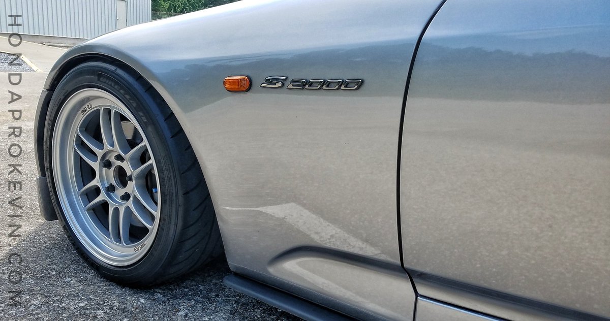 HondaProKevin's tweet photo. You know you've got the right car when you can't walk away without admiring how B-E-A-UTIFUL she is and snapping a picture... #9KallDay #Honda #S2000 #HondaLove @Honda @EnkeiWheels #RFP1 #HondaS2000 #S2K #HondaRacing #RideRed #HondaCars #Car #TopDown #VTEC https://t.co/umCvbj3CzT