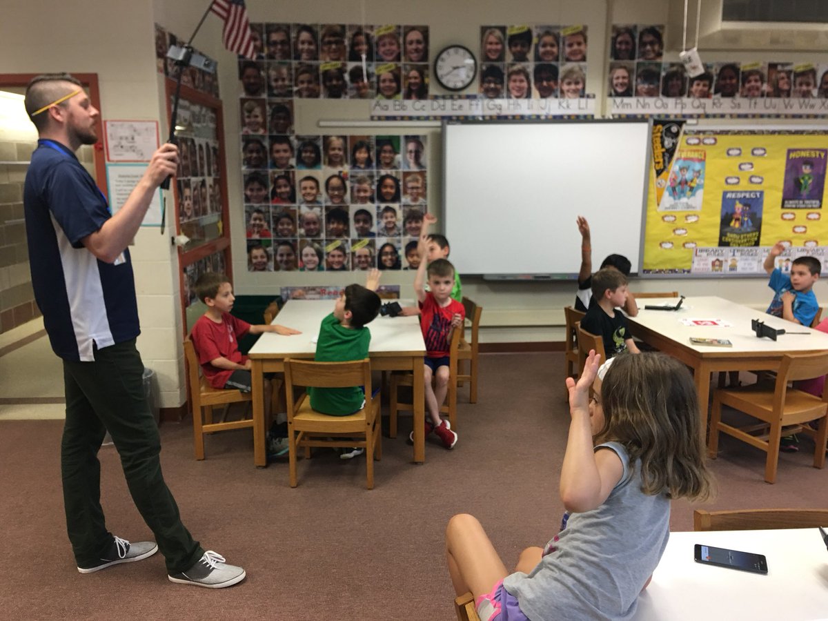 nstulak's tweet photo. @DASD_amathieu igniting excitement in our young learners @DASD_SC with Google AR Pilot Program #DASDPride https://t.co/cPB6eqiNoV