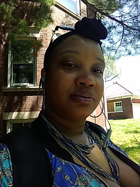 therainebeaux's tweet photo. Thought I'd share some current #selfiepractice and raise you #FineWomenthatarefat (*shouldn't this be finewomenWHOarefat, tho?). https://t.co/kuUE2CxErr