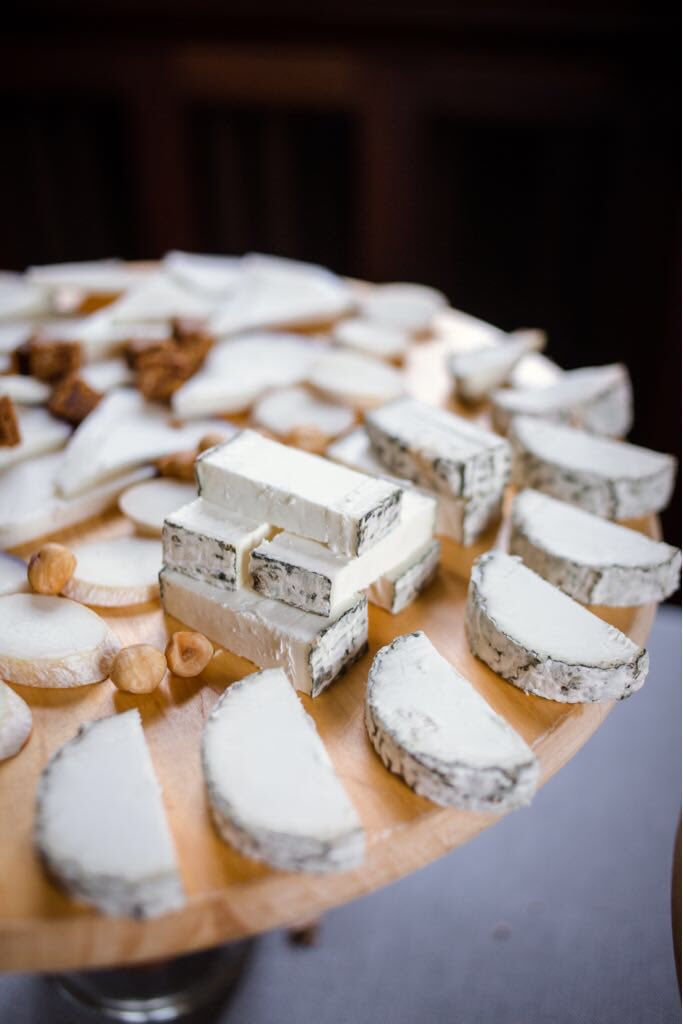 When I started in these worlds, Rafael Báez offered me his hand, he was a great person and I always remember his words. #monteenebro is his Cheese and it’s a jewel, #goatmilk, #bestspanishcheese, <a href="/QueseriasTietar/">Queserías del Tiétar</a>