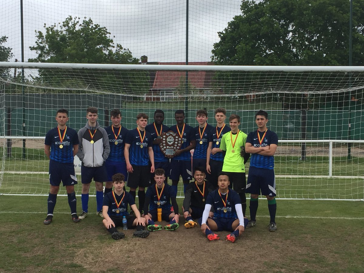 ruisliphighpe's tweet photo. Champions! Congrats to the 1st XI football team who have won the Middlesex cup 🏆 https://t.co/o6BB3hvTzc