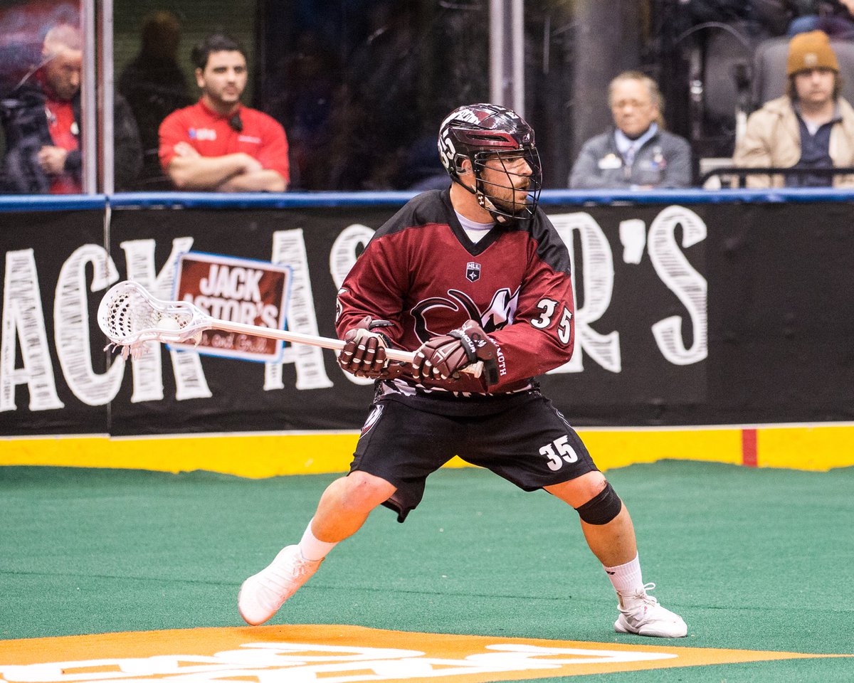 StringKing's tweet photo. Tonight’s the night! Off-Hand returns at 7pm ET with @jeremynoble45 and @MammothLax. What better way to get pumped for the @NLL Championship than a behind the scenes look at game day?
#TheBestTrustStringKing
#StringKingOffHand
#TuskUp #ConsistencyIsKing https://t.co/peRNPTbrKc
