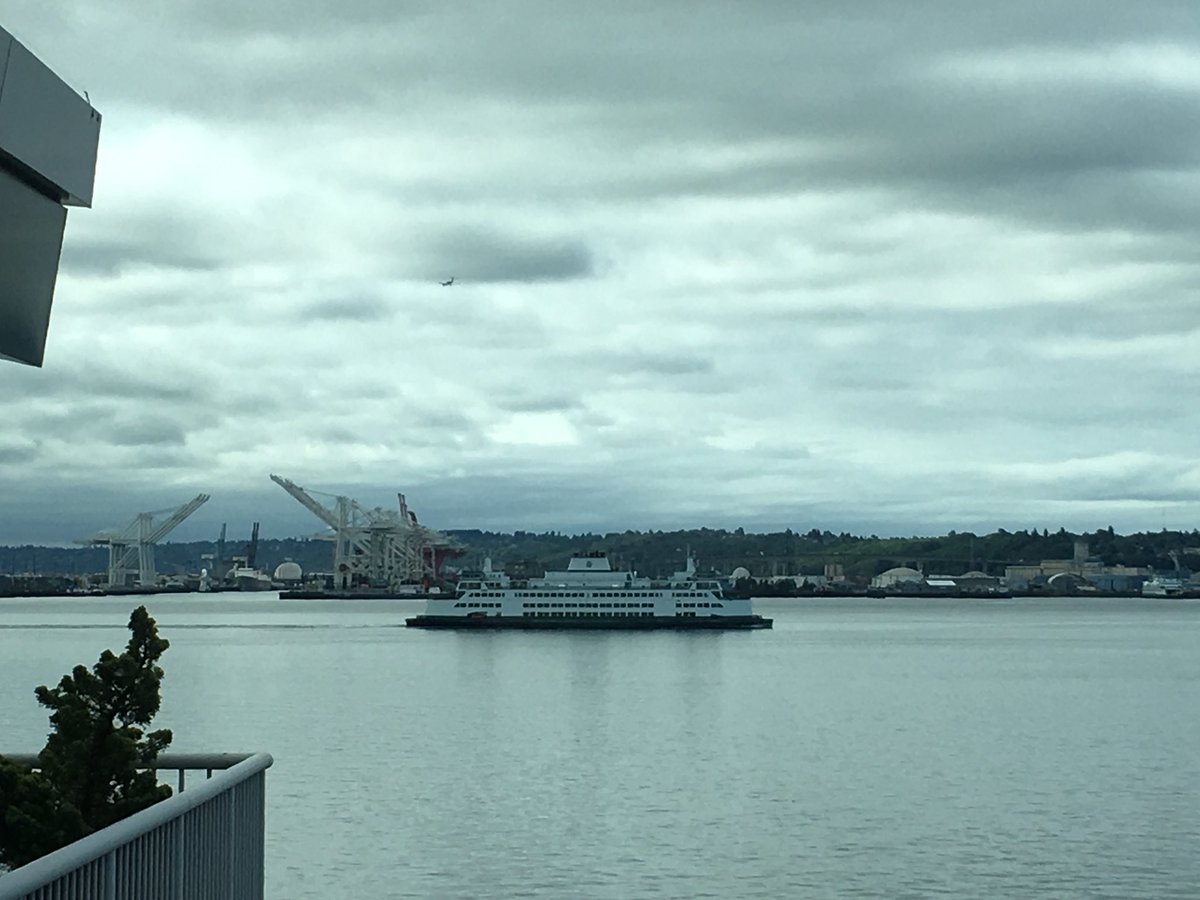 timshawk's tweet photo. Office view for my MatchMaker sessions @staffingtec Chatting with attendees about @Job_AdX’s #SmarterProgrammatic #ChangingJobAdvertising #BestJobTool #DeliverDynamically #RealTimeBidding #Staffing #RPO https://t.co/bXe8CdGm10