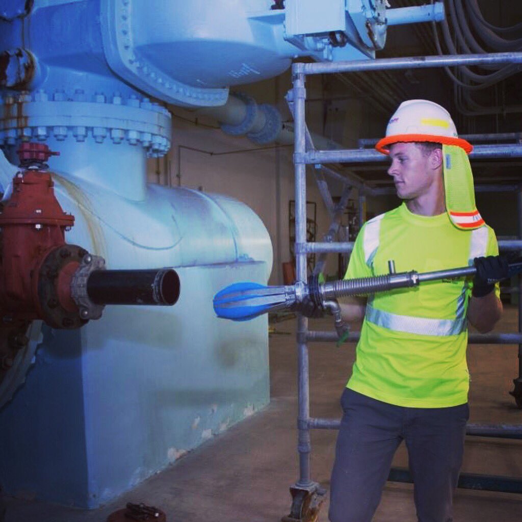AustinWater's tweet photo. We do our best to keep #AustinWater flowing. By using high-tech devices like this SmartBall, we’re able to detect leaks within our 4,000 miles of underground pipes! #InfastructureWeek2018 #Sustainability #WaterInfastructure https://t.co/8bPfJHMQKn