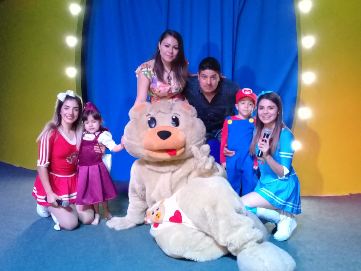 Los Dupaninos en la fiesta de Alexa y Francisco.

Gracias por su confianza.

#LosDupaninosEnMiFiesta

Contrataciones 

(81)8300.0565
Wpp. 811806.1372