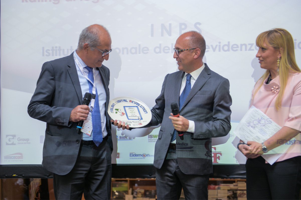 Premio nazionale “Rating di legalità” organizzato da AIDR, svoltosi il 16 maggio a Roma presso le Scuderie del Quirinale <a href="/MonicaMacchioni/">monica macchioni</a> <a href="/CarpeDiem_Macc/">CarpeDiem_Macc</a>  <a href="/nicastri_mauro/">Mauro Nicastri</a> <a href="/LuccAutori/">LuccAutori</a> <a href="/damicod/">Davide  D'Amico</a> <a href="/avolio_fabrizio/">Fabrizio Avolio</a> <a href="/RosCesareo/">Rosangela Cesareo</a> <a href="/FedeDePasquale/">Federica De Pasquale</a> <a href="/dgs_group/">DGS</a> <a href="/ilgiornaleOFF/">ilgiornaleOFF</a> <a href="/BNovaConsulting/">BNova</a>