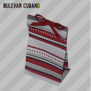 BulevarCubano's tweet photo. #BolsitasparaRegalos,  el complemento ideal para presentar ese detalle que tenías pensado para tus invitados a un precio excelente!!🎁 #Souvenirs #Eventos
No recorras #LaHabana buscando #regalos, visita #BulevarCubano..😉
https://t.co/M774lhzDS7 #ventasonline #LaHabana #Cuba https://t.co/HIoy9XAbfK