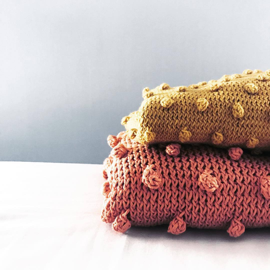 Sweater weather 😍
#sabrinasweater #minime

📷: bri_knitt
knitting kit: weareknitters.me/Sabrina-sweater