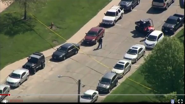 ViewsHeadlines's tweet photo. Mark Dallas, Dixon High School resource officer, a hero – Photos, updates
https://t.co/OUYANYXYEz https://t.co/qVQvz4Zwn0