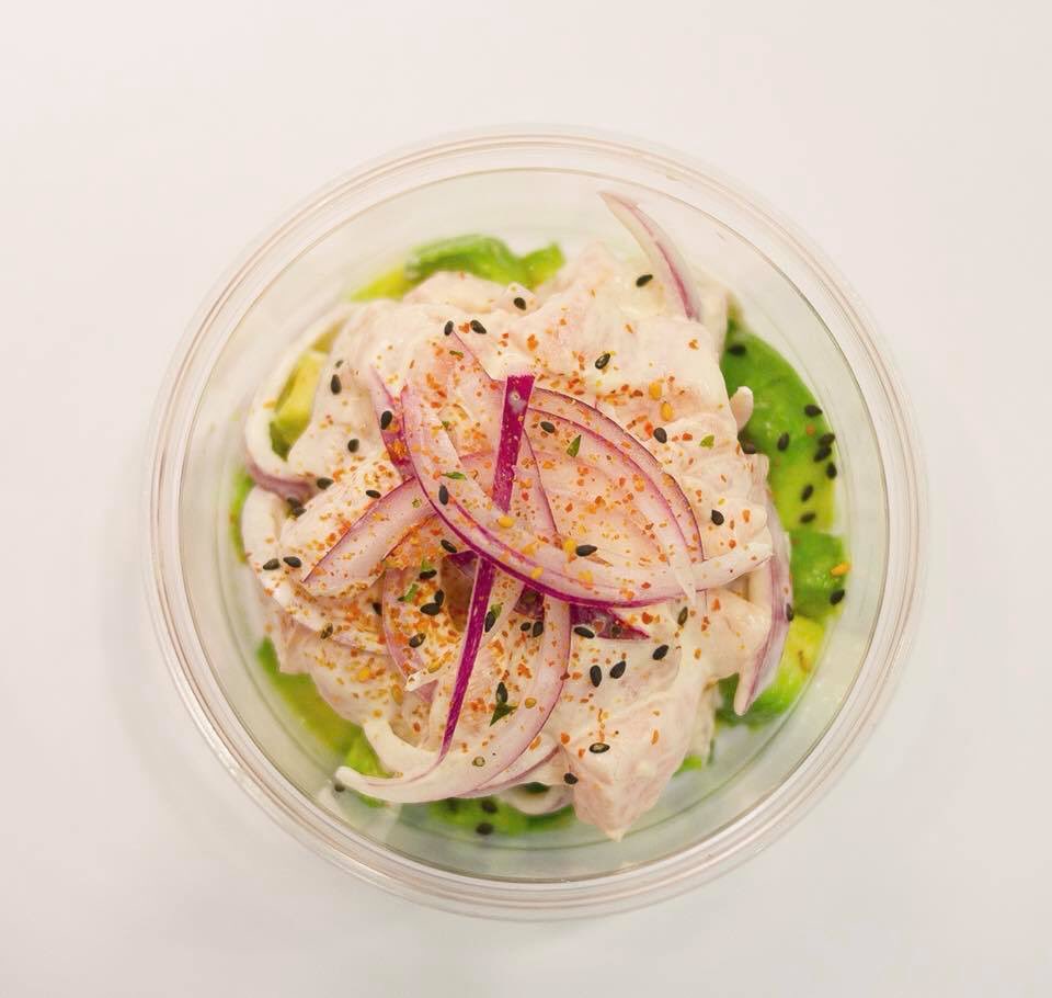 Sushidonosti's tweet photo. ¿CONOCES NUESTROS TARTARES DE SALMÓN? 🐟🥑

Son dados de salmón fresco y vegetales condimentados con nuestros aliños especiales. ¿Te atreves a probarlos? 😋

#sushidonosti #sushi #delivery #sushiparallevar #sushiadomicilio #sushimaki #sushimakers #pokebowl #ensaladas #sushilovers https://t.co/rMSESjafk2
