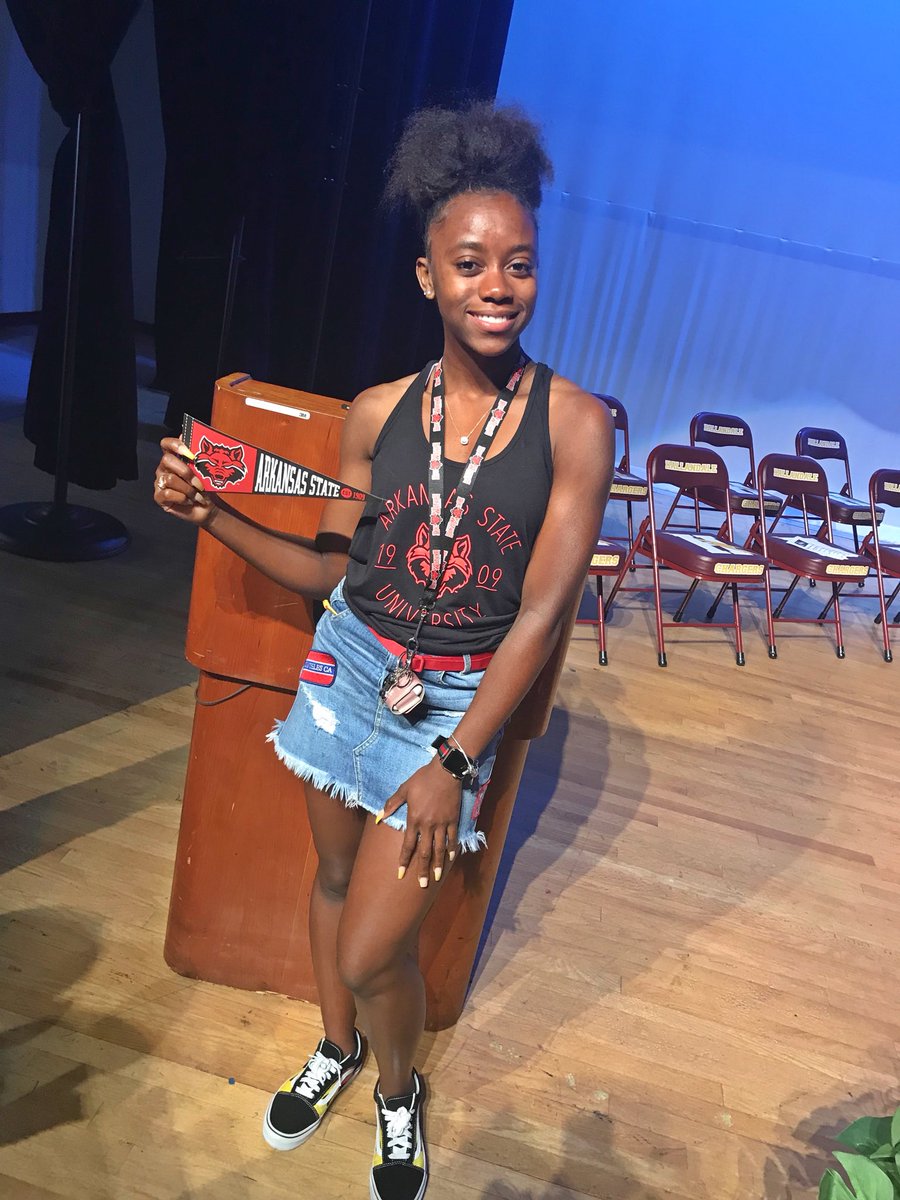 therealkerrak's tweet photo. Thankful for all the opportunities! officially committed & will be running track at Arkansas State University #GoRedWolves
#AState22’ 🙌🏽🐺❤️ https://t.co/j7J20oYaEz