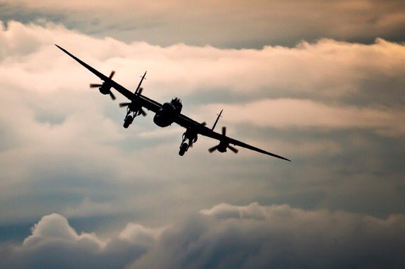Joined @UBASBlueLions in their <a href="/DambustersMiles/">Dambusters Miles</a> at <a href="/RAF_Cosford/">RAF Cosford</a> this evening. After breakfast of 2x eggs &amp; bacon, each 18x teams of 7 people set off round airfield for night’s waliking for duration of Op CHASTISE.  Expect £30k+ for <a href="/RAFBF/">RAF Benevolent Fund</a>  Fabulous atmosphere &amp; wonderful event!